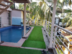 Bliss Holiday In